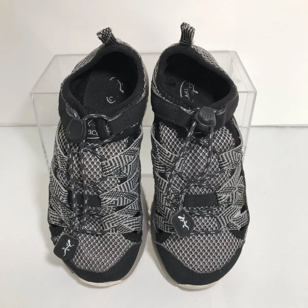 Chaco Brand Shoes Kids Size 12 US Gray and Black 18 CM